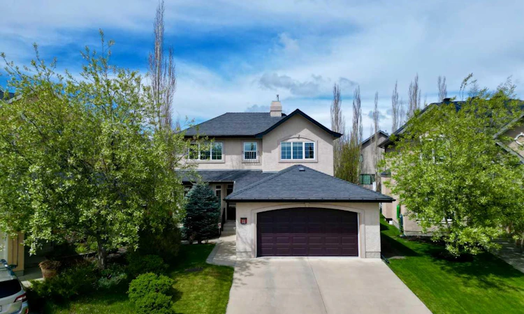 11 Tuscany Glen Green NW