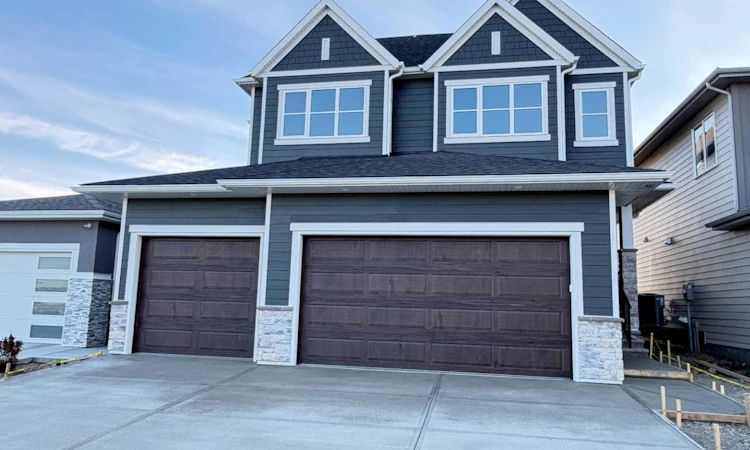 52 Crimson Ridge Heights NW