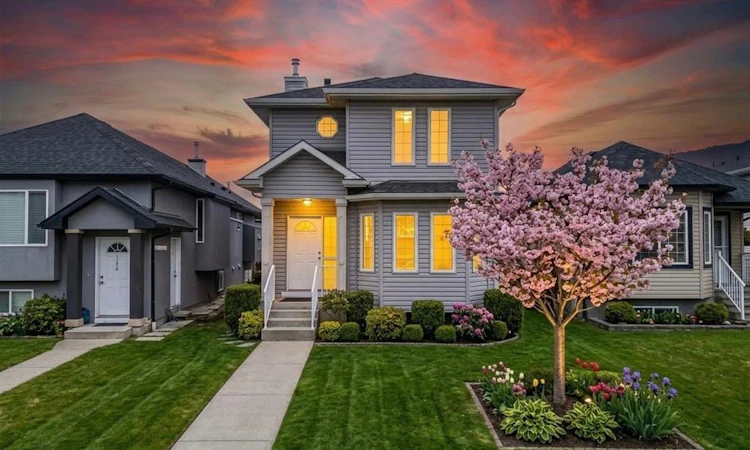 230 Tarawood Close NE