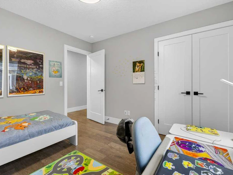 105 Westpoint Way SW, Calgary, AB, T3H 2A5 - 32
