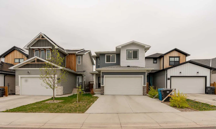 95 Blackwolf Passage N