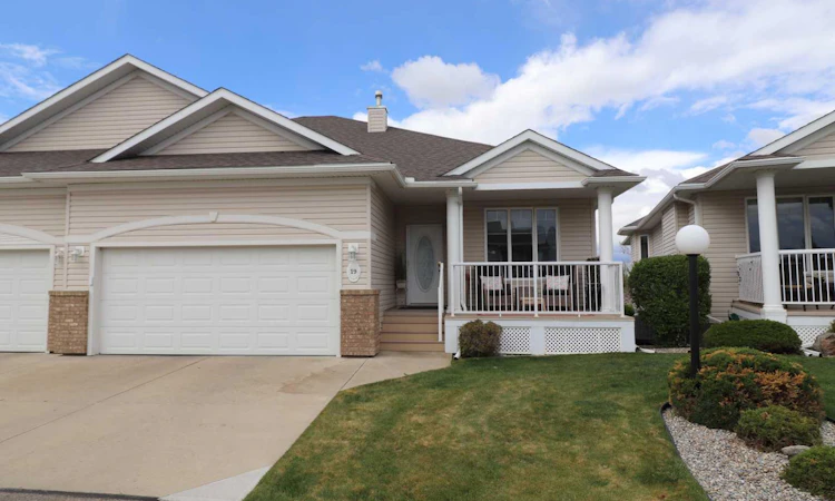 19-110 Fairmont Boulevard S