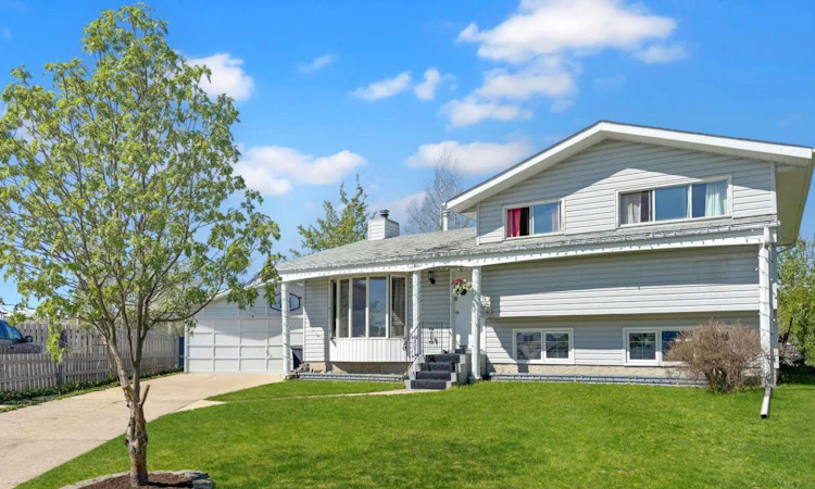 11414 Norris Crescent