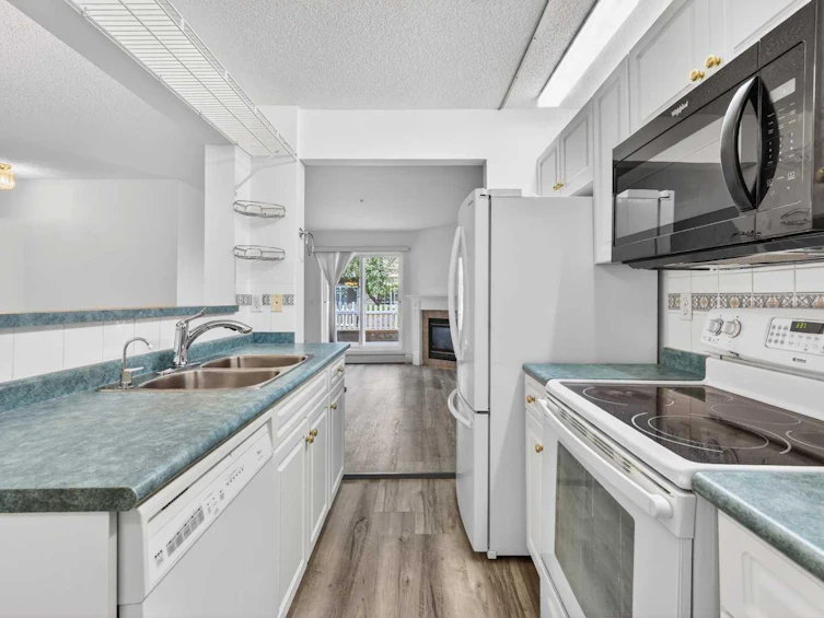 109-280 Shawville Way SE, Calgary, AB, T2Y 3Z8 - 10