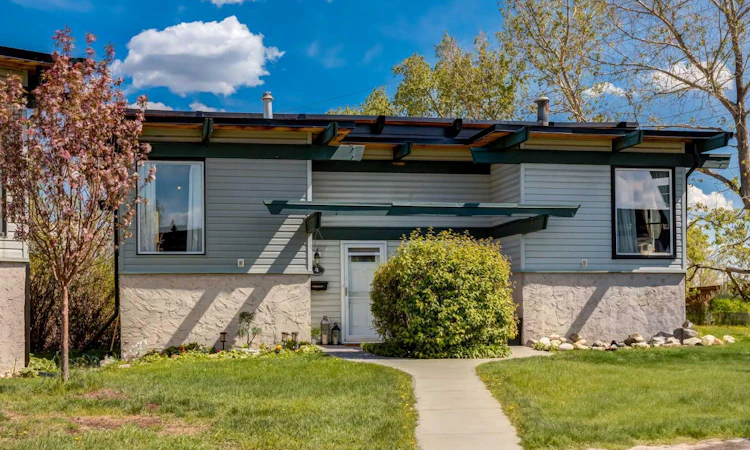4-333 Braxton Place SW