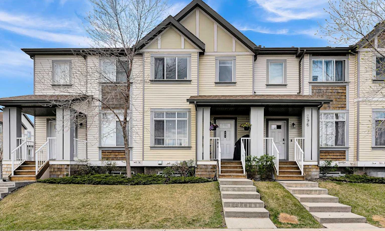 300 Copperstone Cove SE