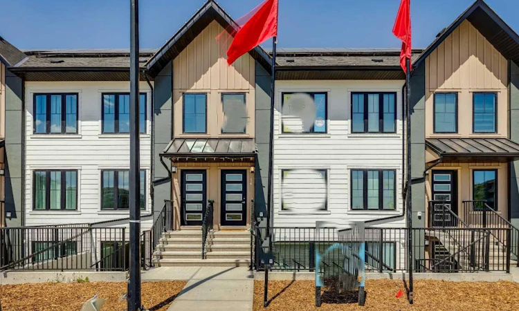 205-40 Livingston Parade NE