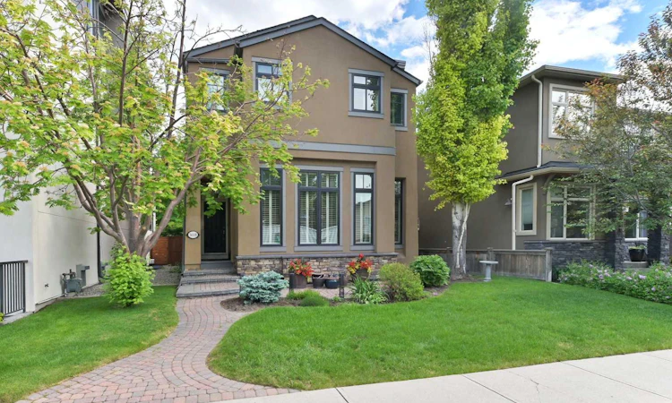 3608 2 Street SW