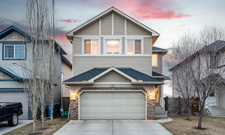 107 Everwoods Park SW