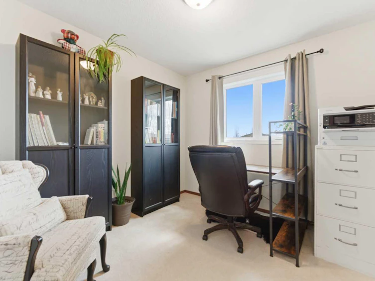 20 Everridge Road SW, Calgary, AB, T2Y 4S8 - 20