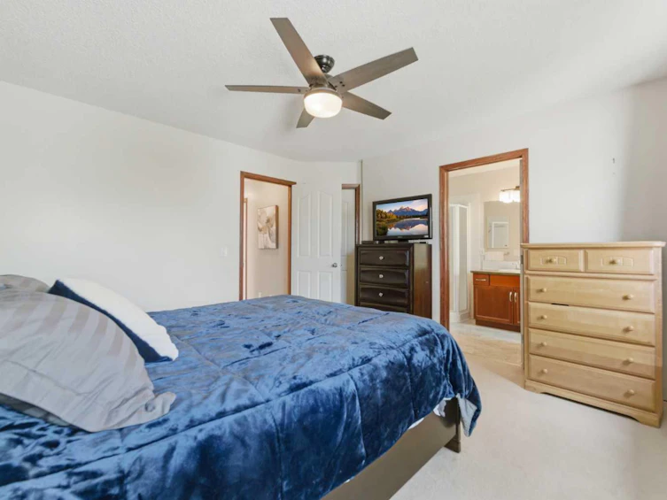 20 Everridge Road SW, Calgary, AB, T2Y 4S8 - 17