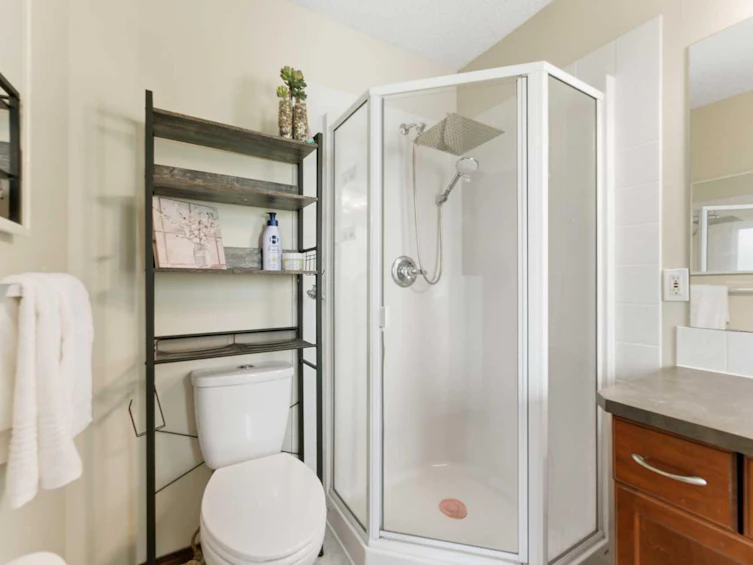 20 Everridge Road SW, Calgary, AB, T2Y 4S8 - 19