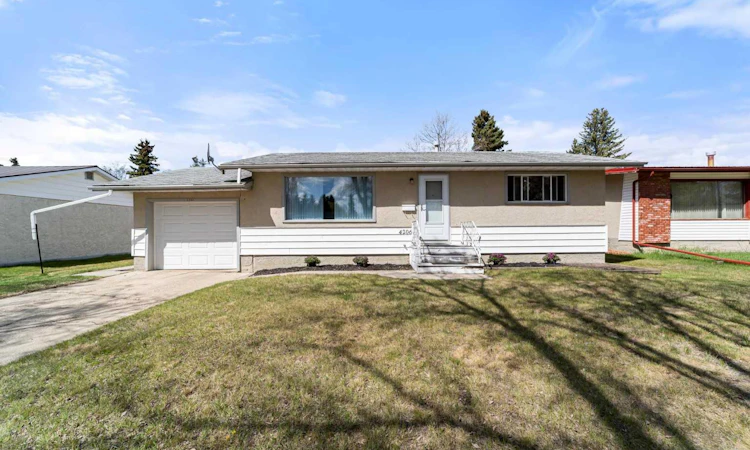 4206 60 Street Close