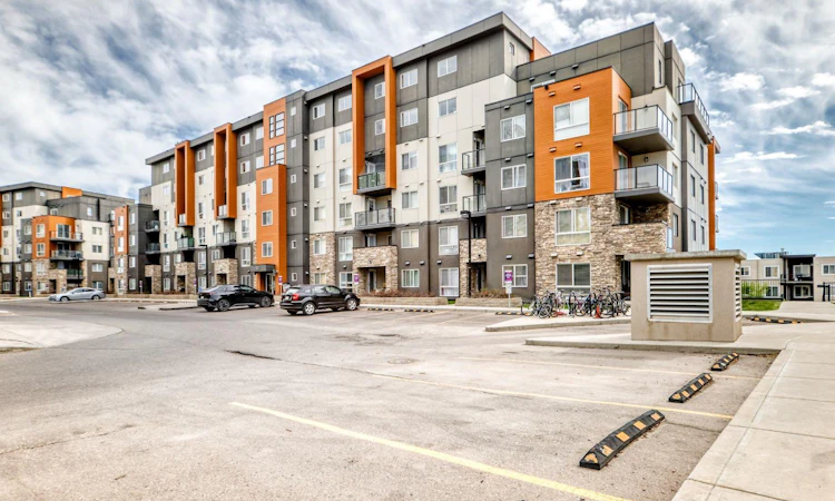 707-10 Kincora Glen Park NW