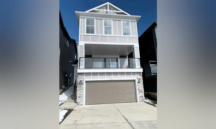 156 Crimson Ridge Place NW