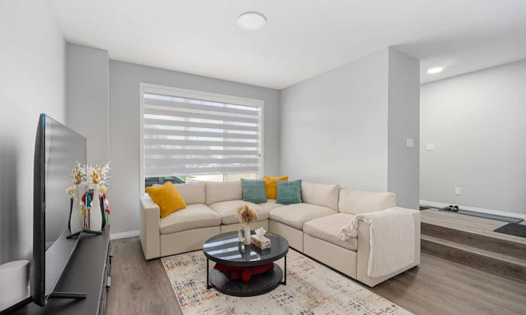 56 Belmont Green SW
