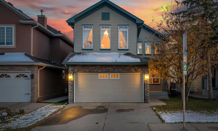 15 Saddletree Drive NE