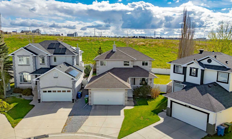 331 Sierra Madre Court SW