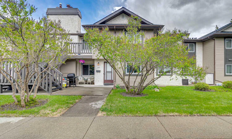 145 Cedar Springs Gardens SW