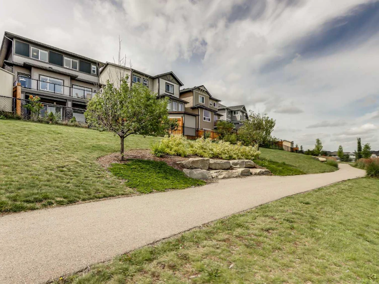 247 Hillcrest Heights SW, Airdrie, AB, T4B 3Z2 - 44