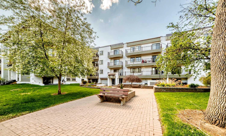 309-723 57 Avenue SW