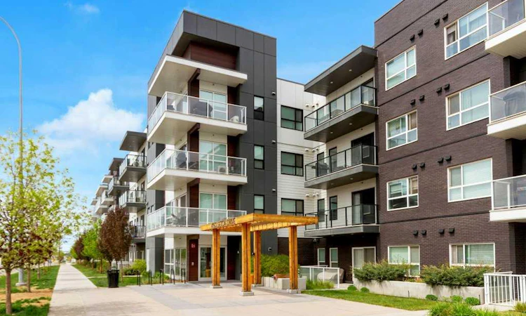323-4150 Seton Drive SE