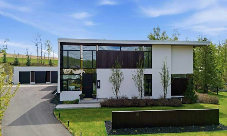 305 Jarvis Glen Court