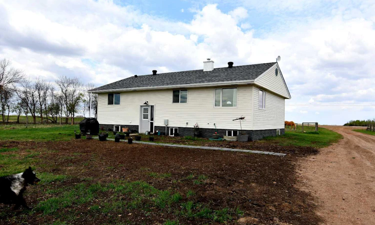 14123 Township Road 404