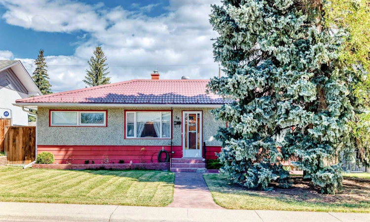 54 Fullerton Road SE