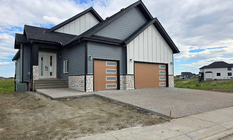 267 Muirfield Crescent