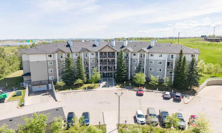 415-5000 Somervale Court SW