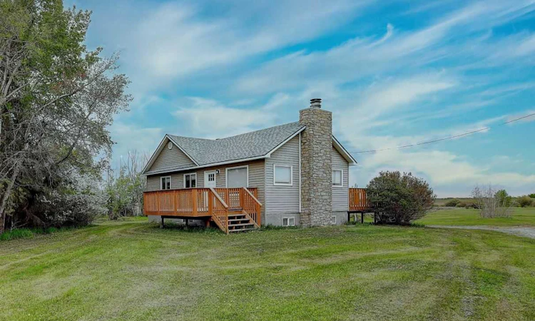 730049 Range Road 51