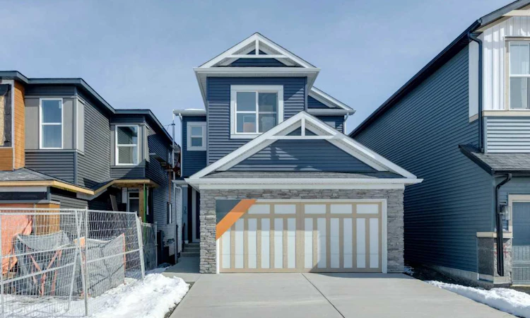 38 Annette Green NW