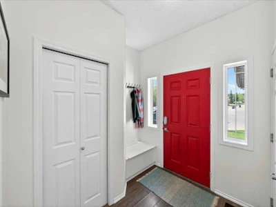194 Everoak Gardens SW - 3