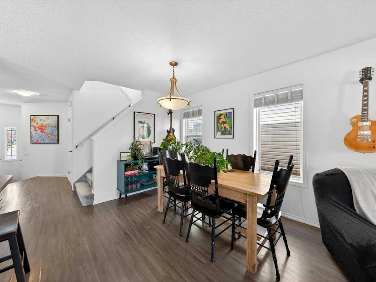 194 Everoak Gardens SW, Calgary, AB, T2Y 0C6 - 13