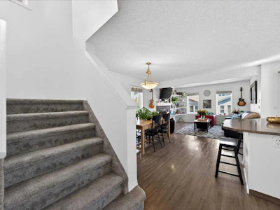 194 Everoak Gardens SW - 5