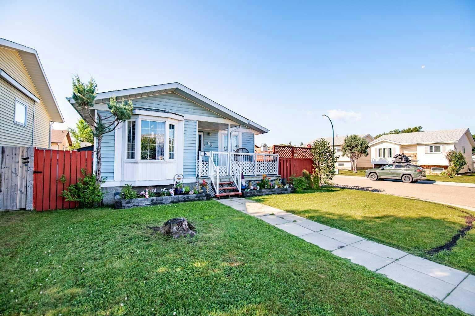 63 Elder Street, Red Deer, AB, T4R 2C6