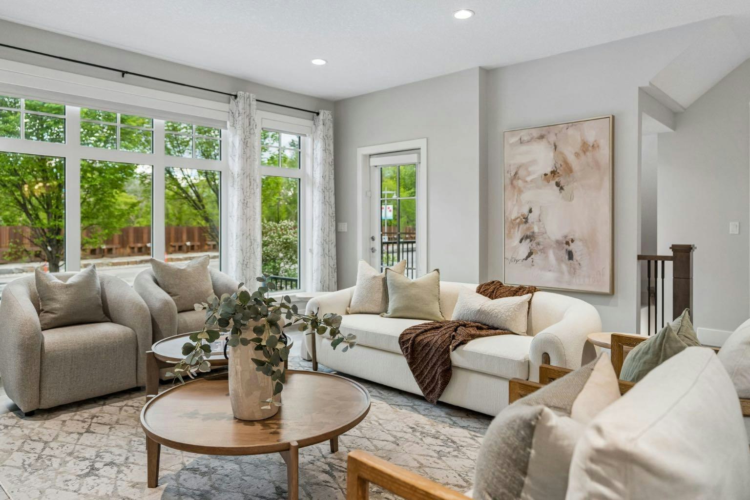 512 Memorial Drive NW, Calgary, AB, T2N 3C4