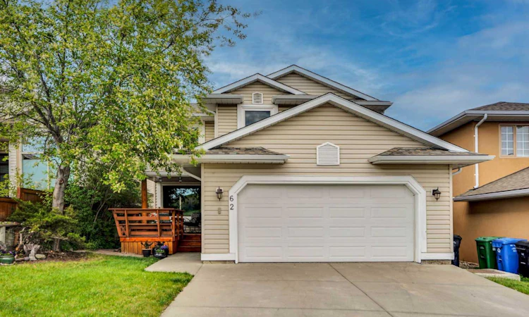 62 Macewan Park View NW