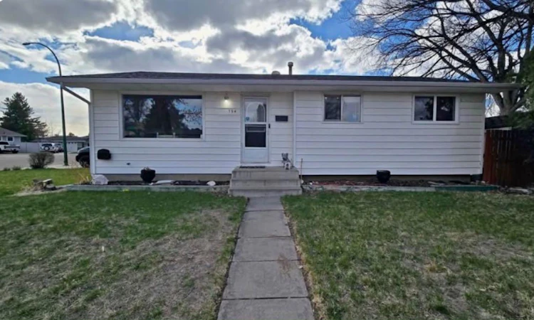 794 Black Boulevard NW