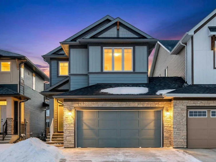 53 Creekside Passage SW, Calgary, AB, T2X 5V6