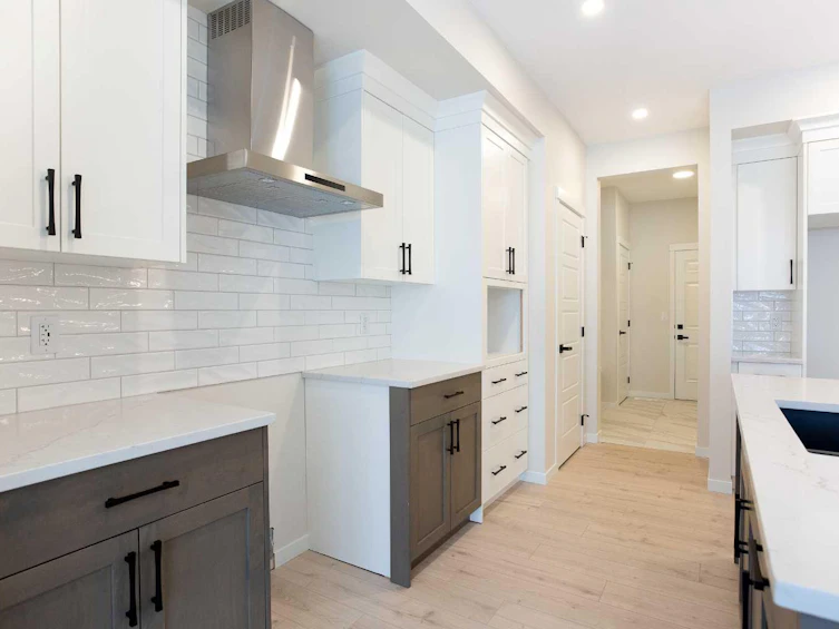 53 Creekside Passage SW, Calgary, AB, T2X 5V6 - 8