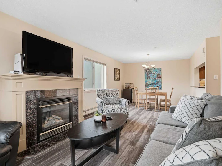 212-790 Kingsmere Crescent SW, Calgary, AB, T2V 2G9 - 2