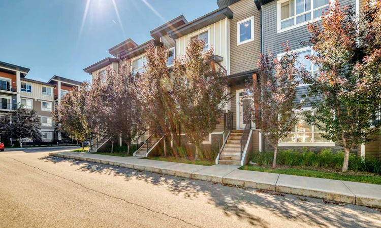 125 Walgrove Cove SE