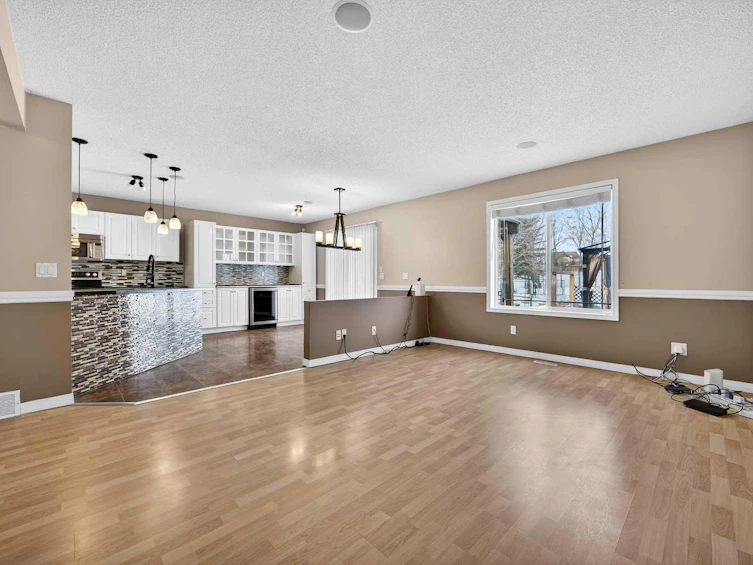 378 Panamount Drive NW, Calgary, AB, T3K 5M1 - 5