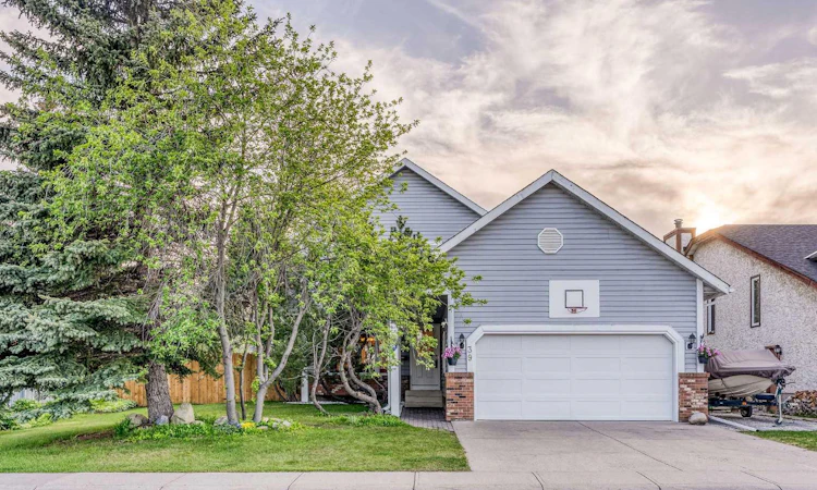 39 Woodmont Way SW