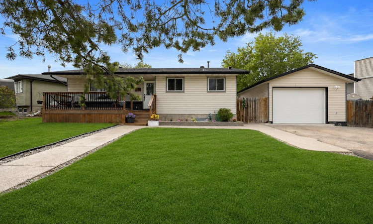 149 Ermine Crescent