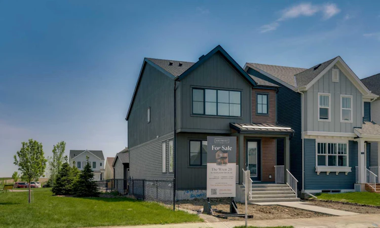 76 Heirloom Drive SE