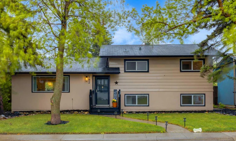 182 Fyffe Road SE
