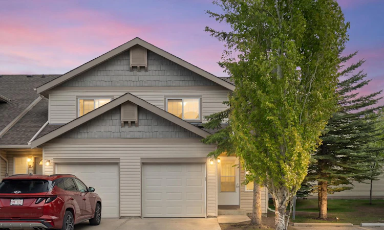 10 Eversyde Court SW